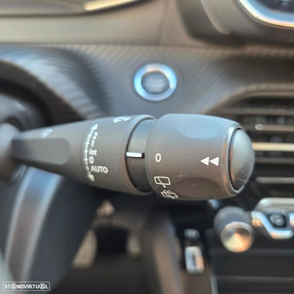 Peugeot e-208 50 kWh Allure ( COMERCIAL ) - 12