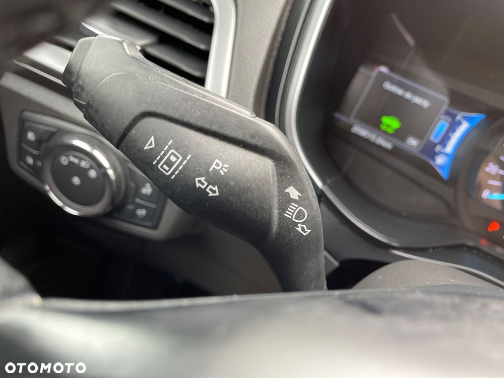 Ford Mondeo 2.0 Hybrid Titanium - 12
