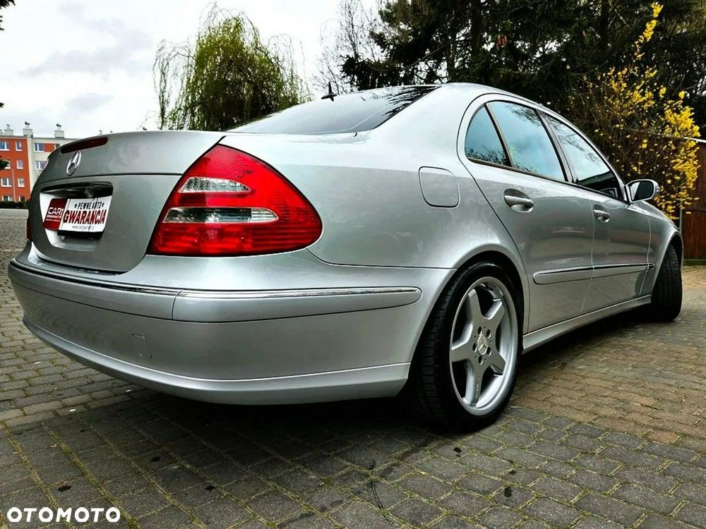 Mercedes-Benz Klasa E 500 T Avantgarde - 27