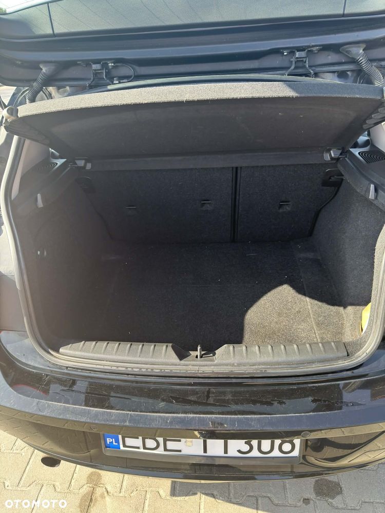 BMW Seria 1 114i - 4