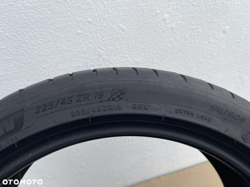 OPONY 225/45/19 225/45R19 96W MICHELIN PILOT SPORT 4 - 6