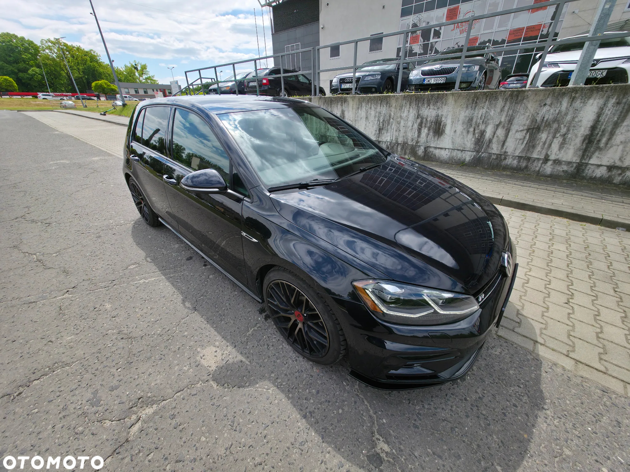 Volkswagen Golf R 4Motion BlueMotion Technology DSG - 4