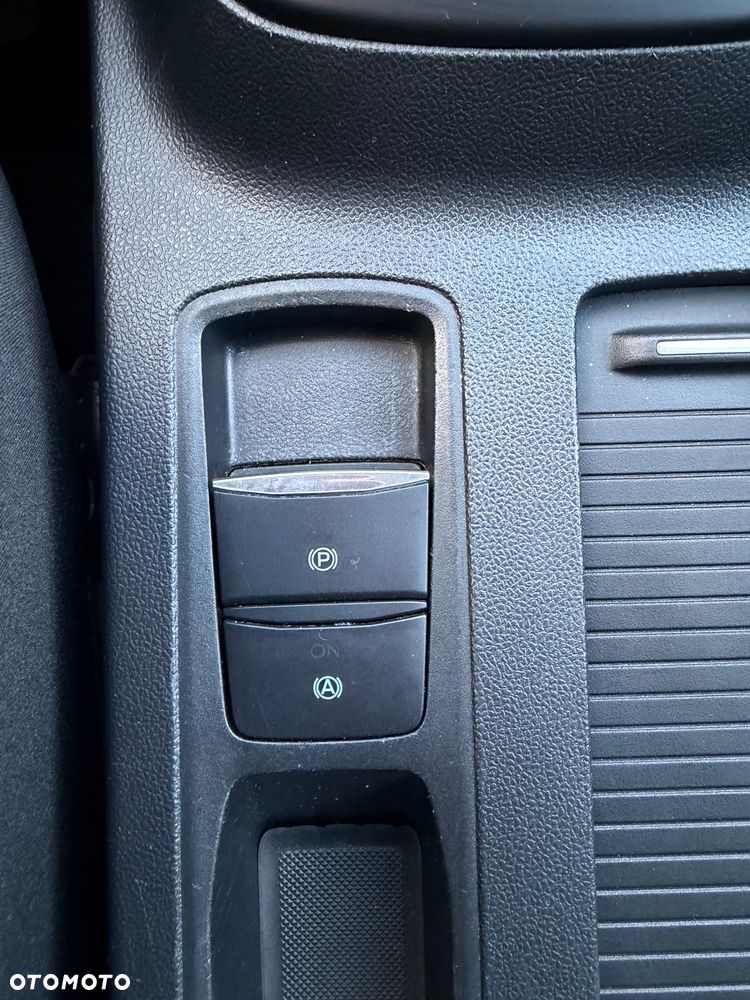 Ford Focus 2.0 TDCi DPF Start-Stopp-System Titanium - 16