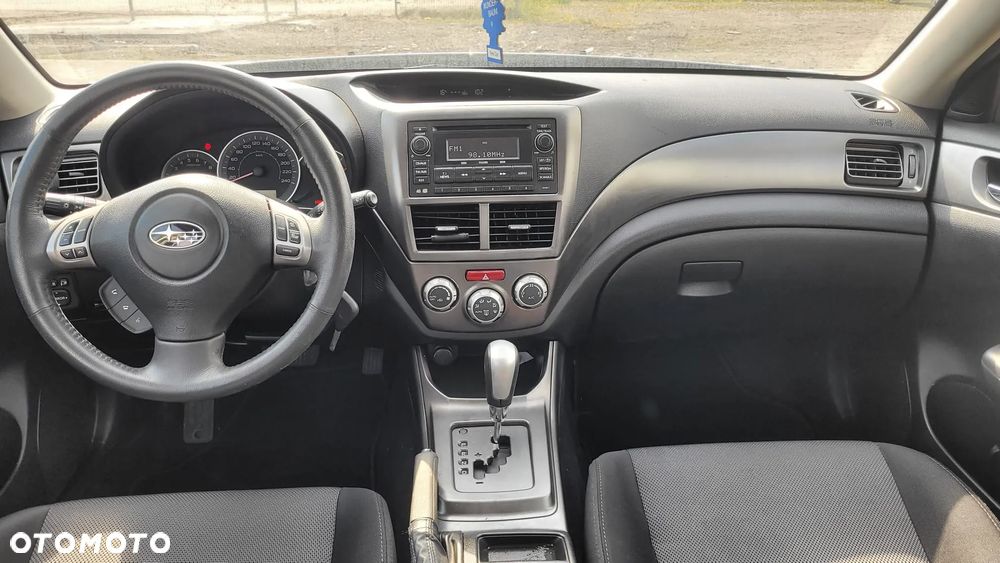 Subaru Impreza 2.0 RA - 9