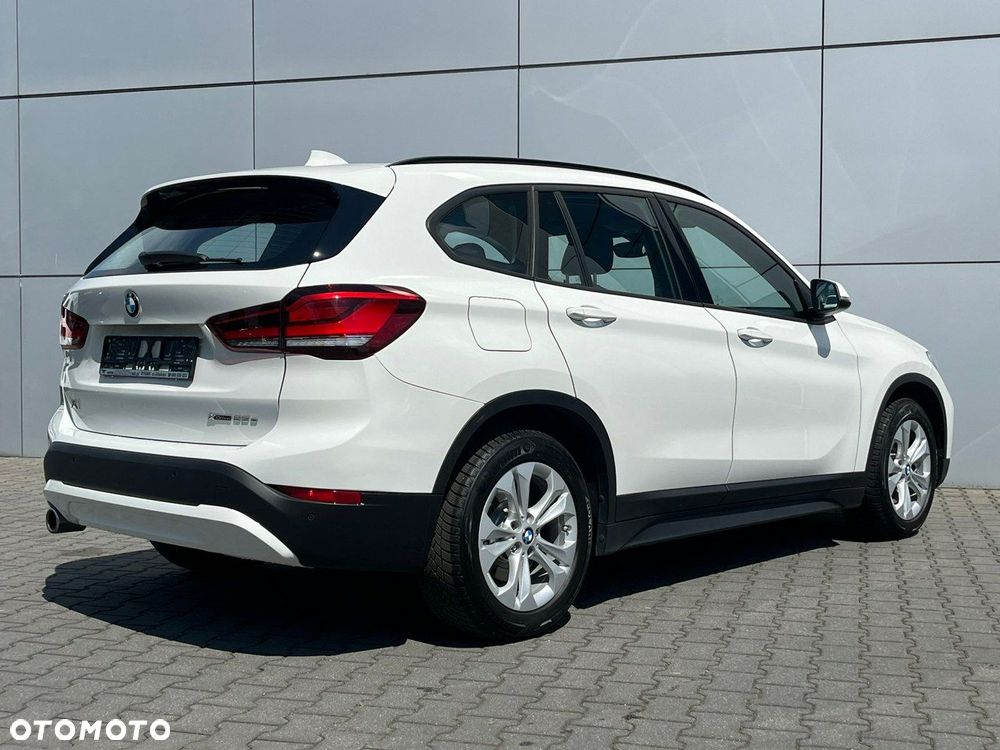 BMW X1 xDrive25e Advantage - 11
