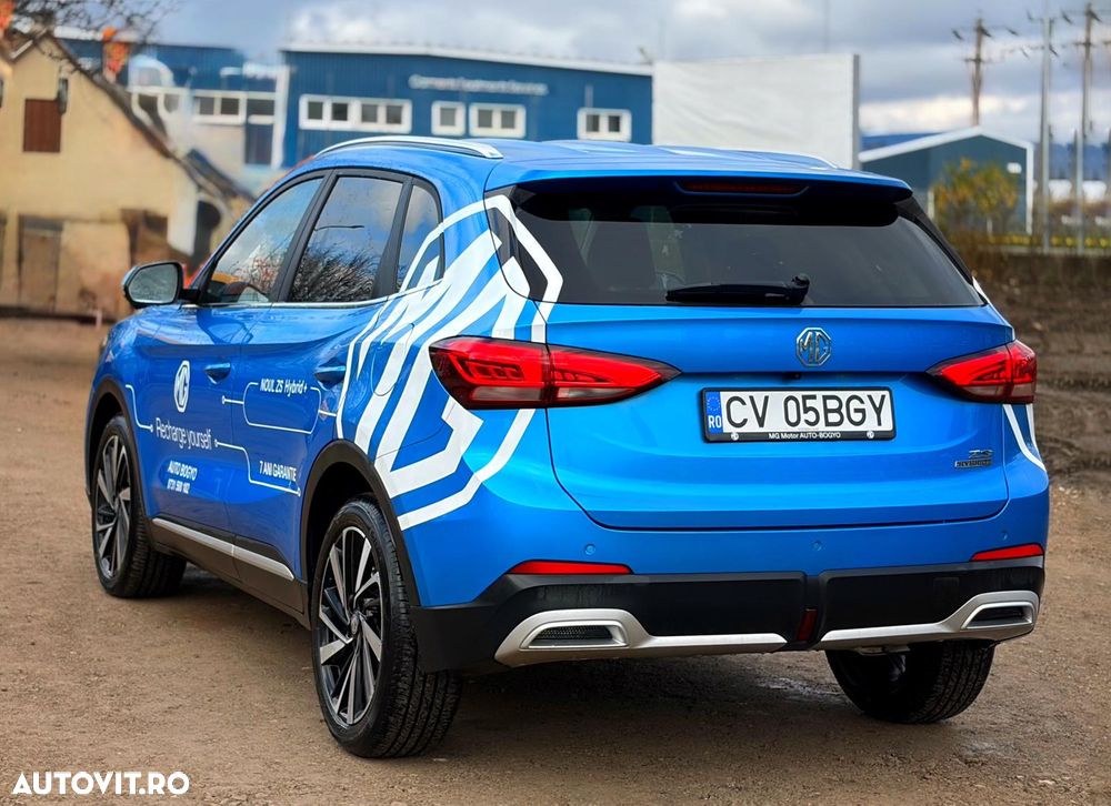 MG ZS HEV Hybrid+ Luxury - 5