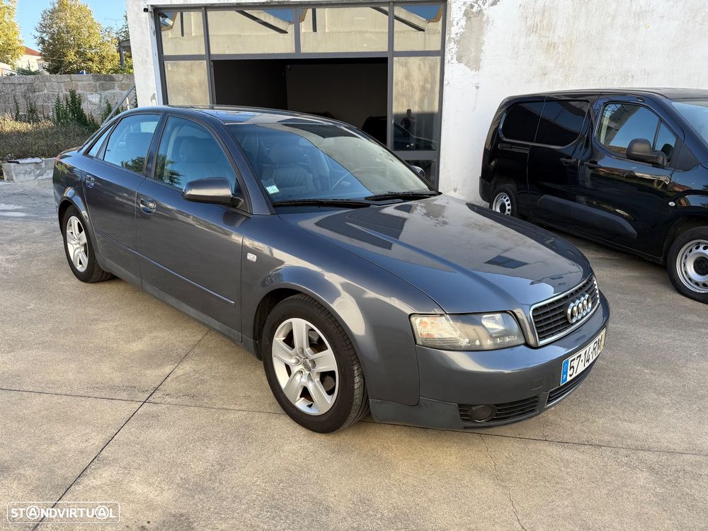 Audi A4 1.9 TDI m5 Sport - 4
