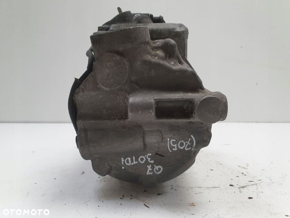 SPRĘŻARKA KLIMATYZACJI Audi Q7 4LB 3.0 TDI _ pompa 7L6820803M - 8
