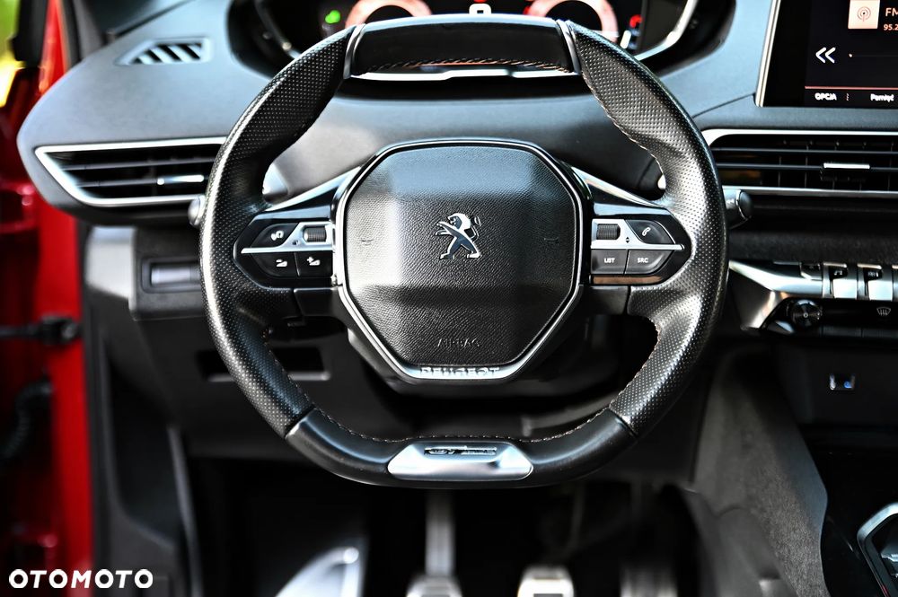 Peugeot 3008 1.2 PureTech Allure - 32