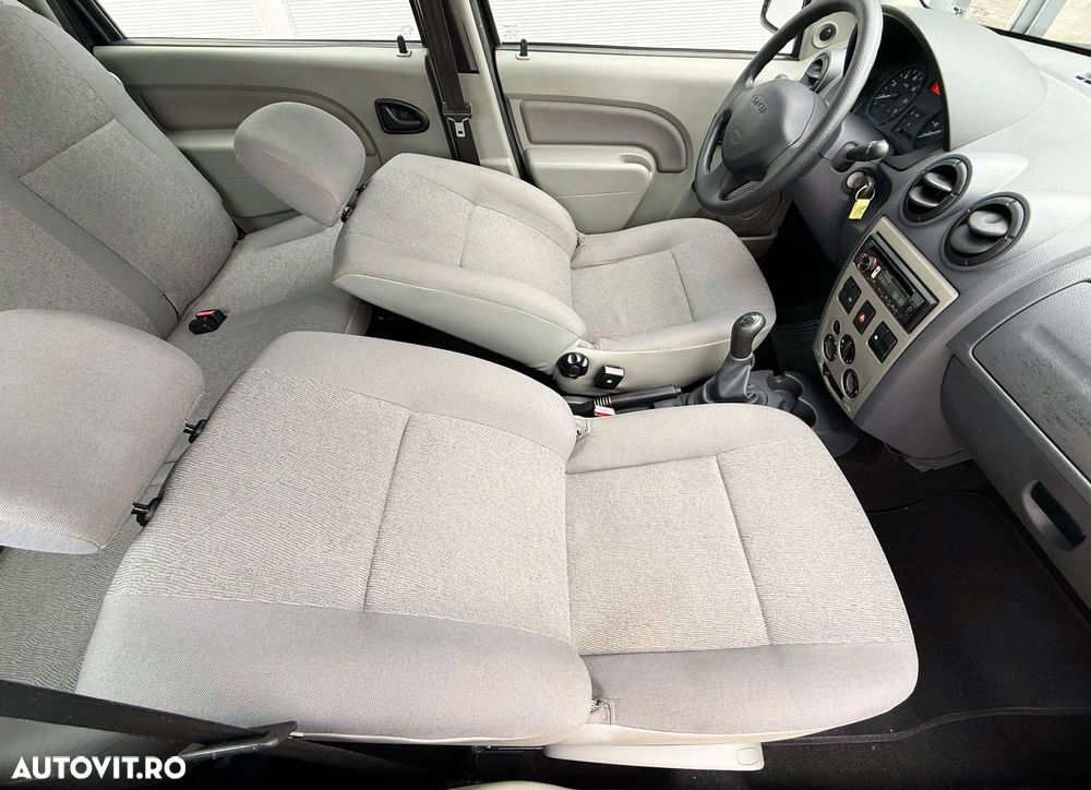 Dacia Logan - 18