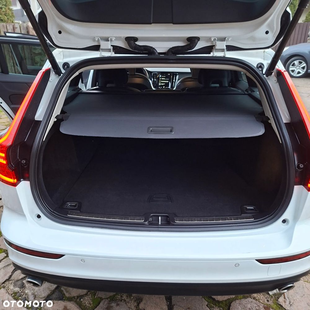 Volvo V60 D4 Geartronic Momentum - 16