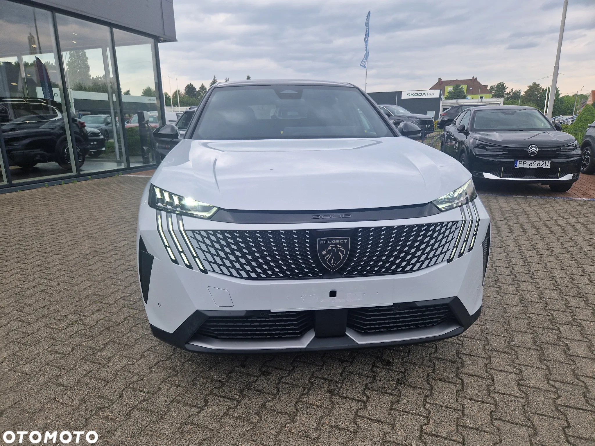 Peugeot 3008 1.2 PureTech mHEV GT e-DCS6 - 4