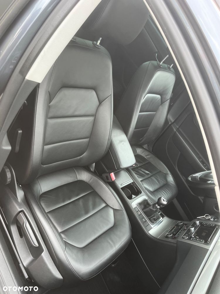 Volkswagen Passat - 19
