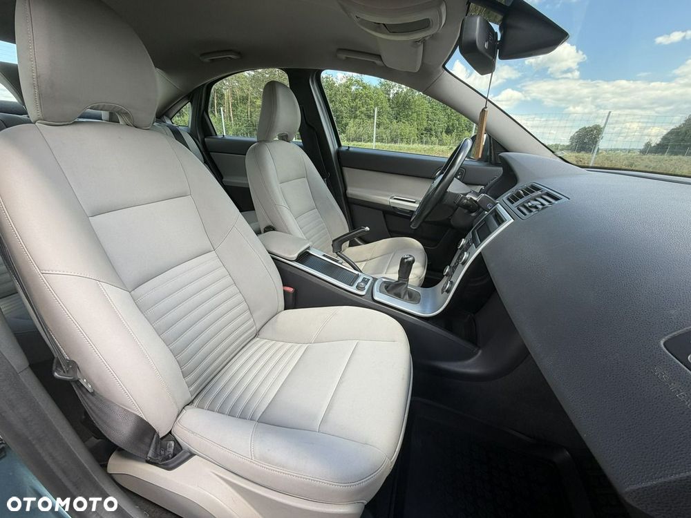 Volvo S40 - 9