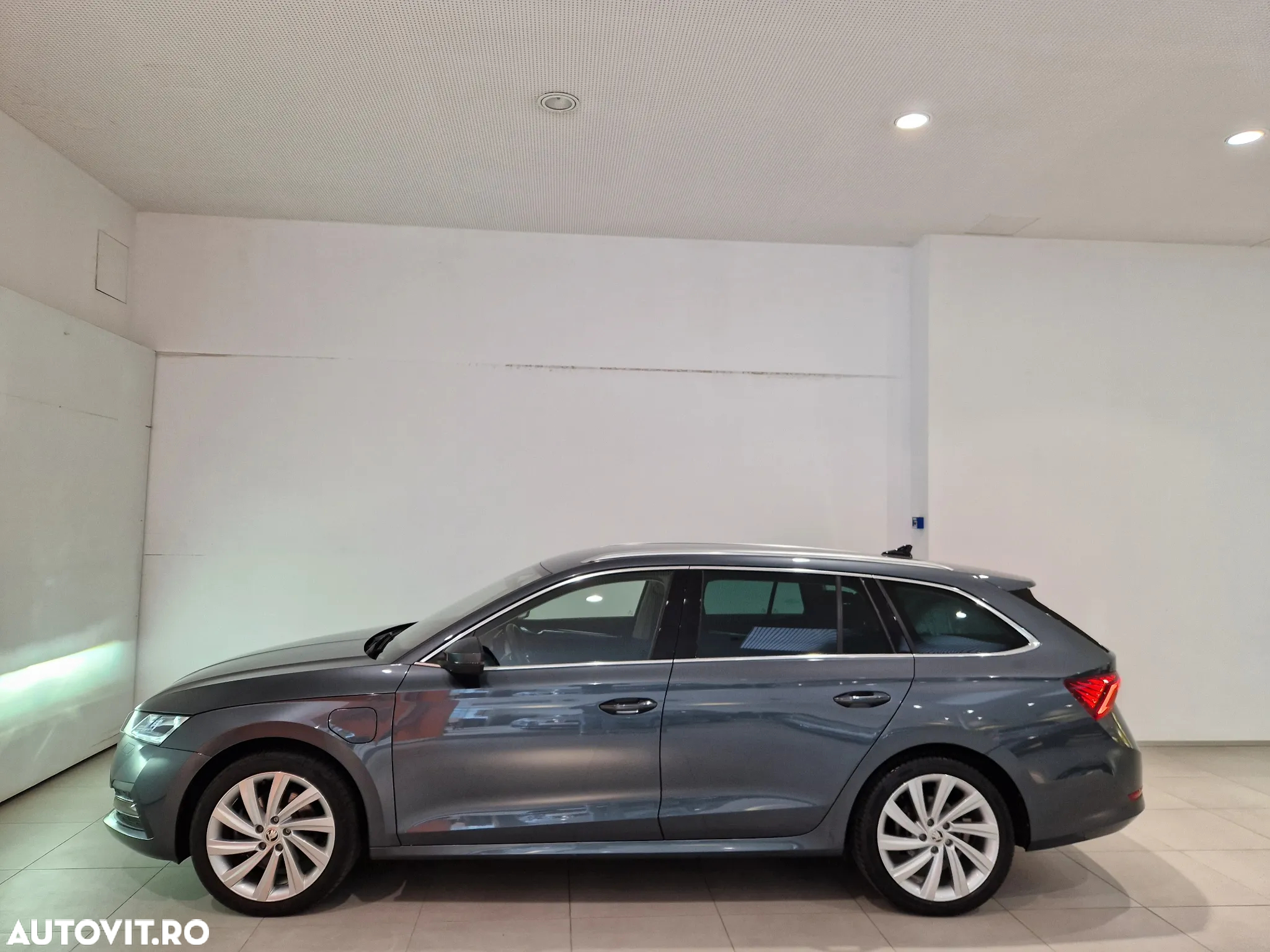 Skoda Octavia Combi 1.4 TSI iV DSG Style - 2