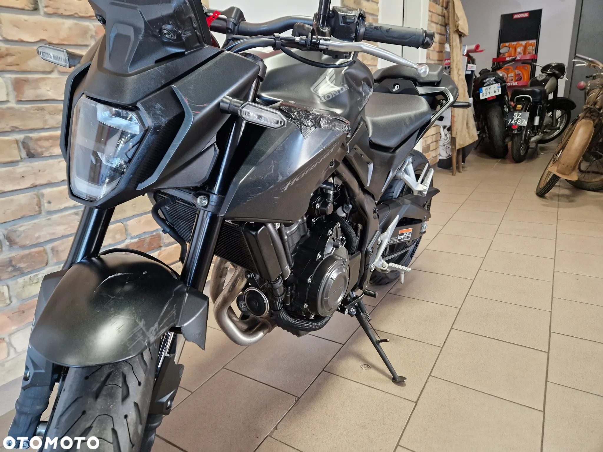 Honda Hornet - 8