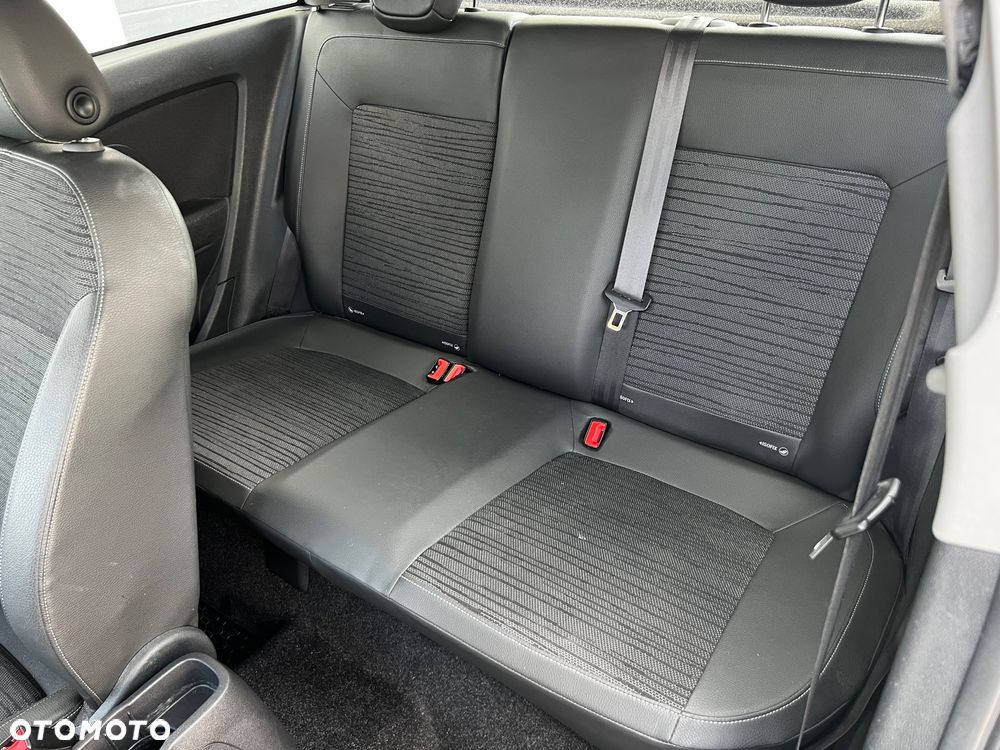 Opel Corsa 1.4 Color Edition - 17