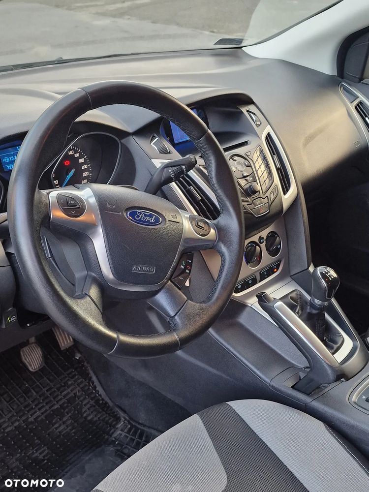 Ford Focus 1.6 TI-VCT Titanium - 12