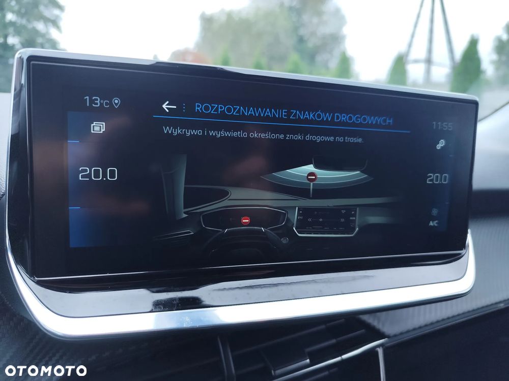 Peugeot 2008 1.2 PureTech Allure S&S EAT8 - 30