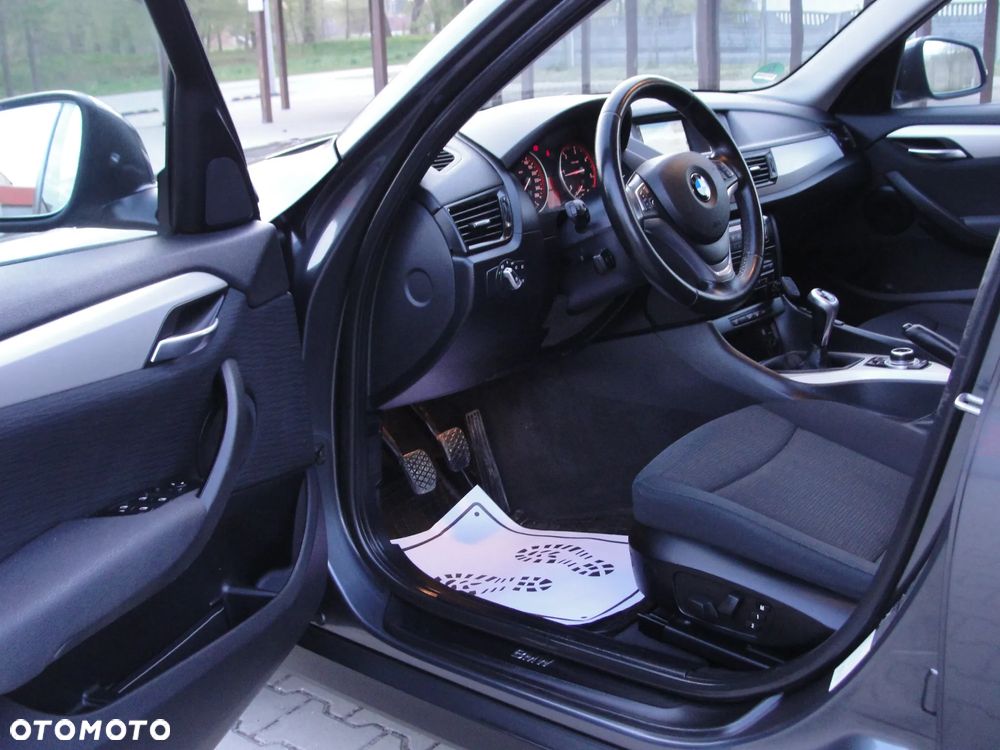 BMW X1 xDrive20d Sport Line - 15