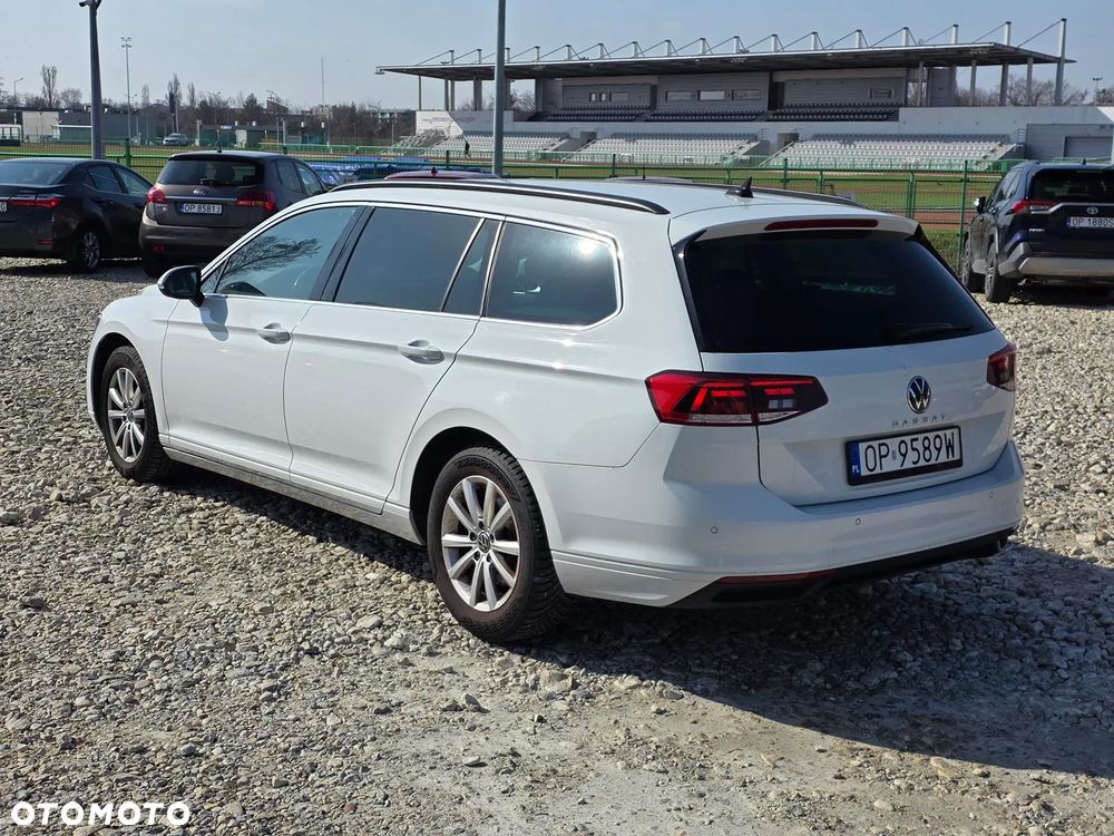 Volkswagen Passat Variant 2.0 TDI SCR DSG Business - 7