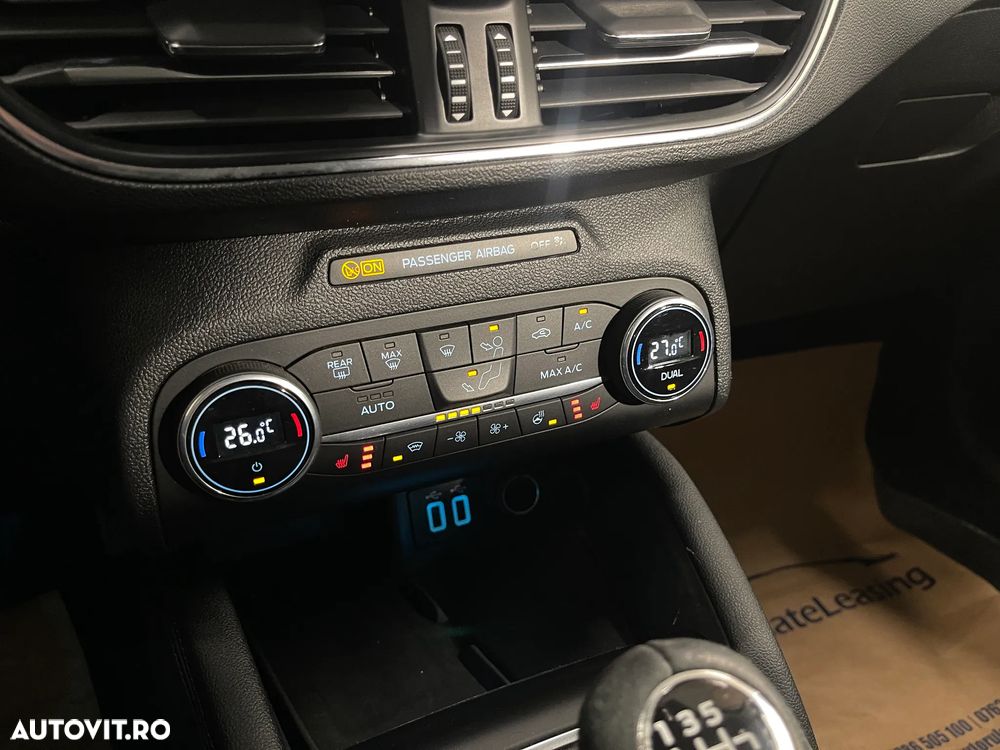 Ford Focus 1.0 EcoBoost MHEV Titanium - 17