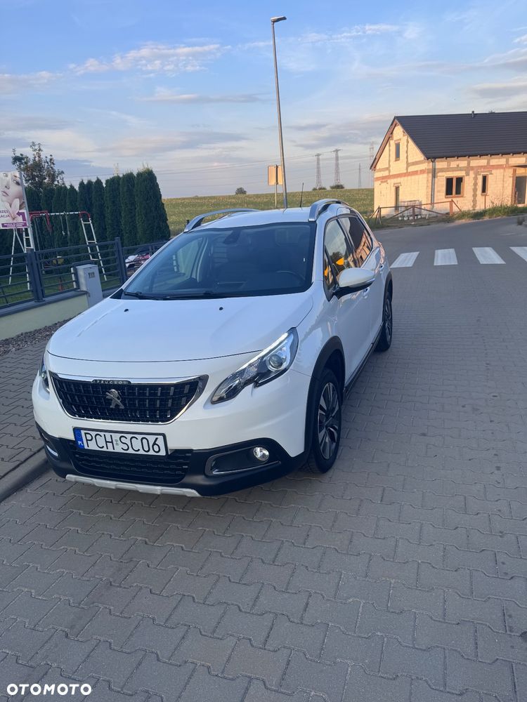 Peugeot 2008 1.2 Pure Tech Style S&S EAT6 - 3