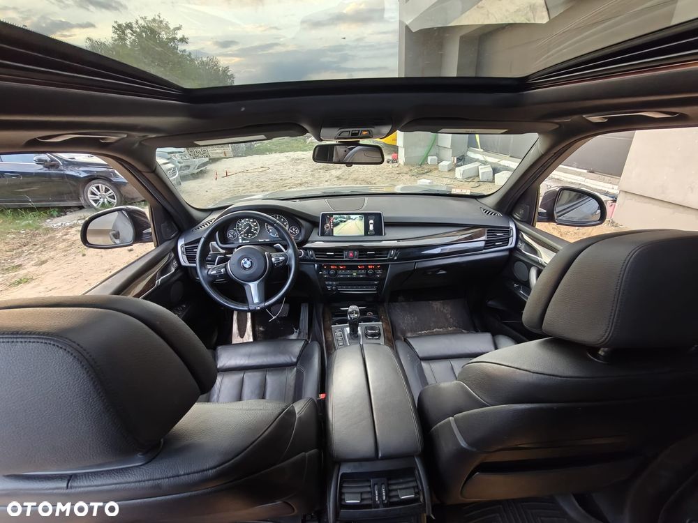 BMW X5 xDrive50i Sport-Aut - 7