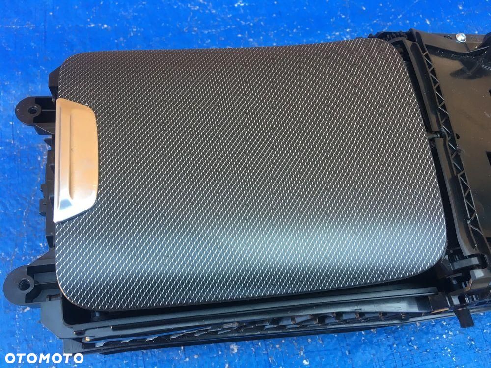 Mercedes W206 C Klasa Schowek Podłokietnika Tunelu Środkowego A2066805705 - 2