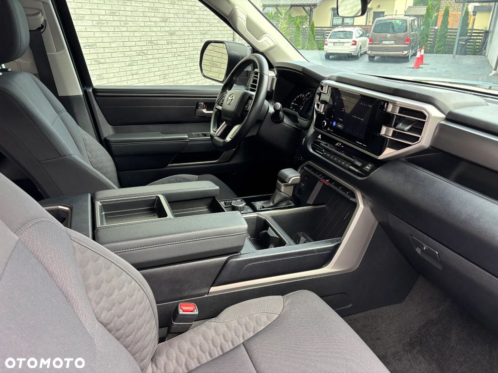 Toyota Tundra - 15