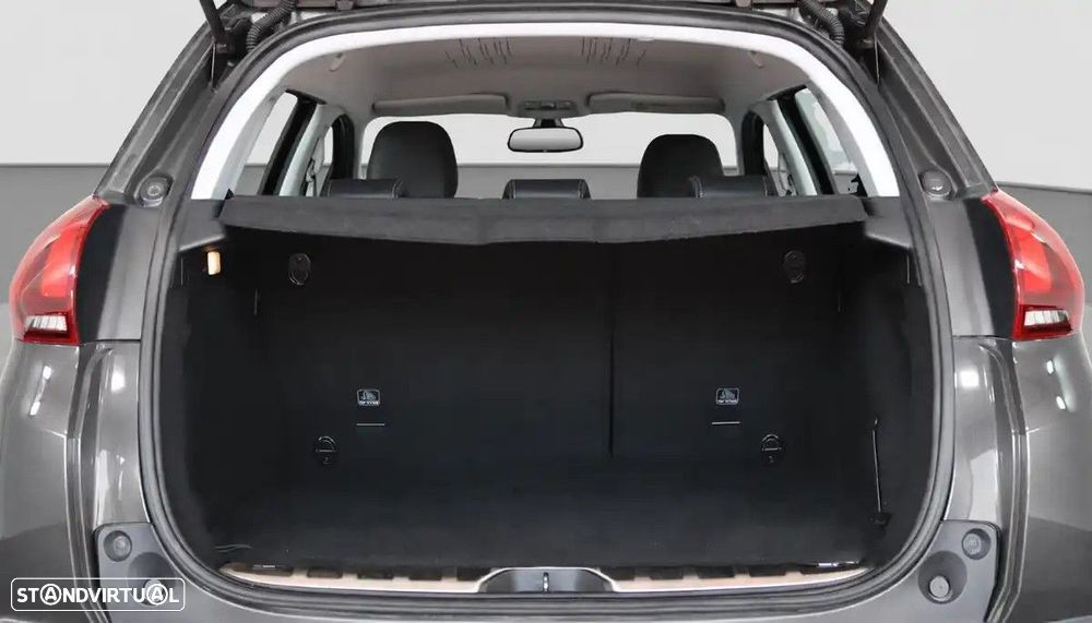 Peugeot 2008 1.2 PureTech Allure - 17