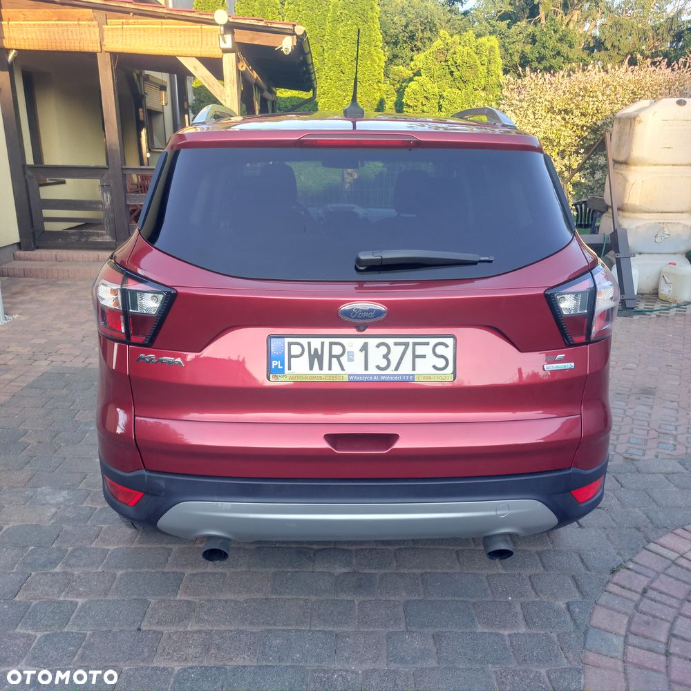 Ford Kuga - 10
