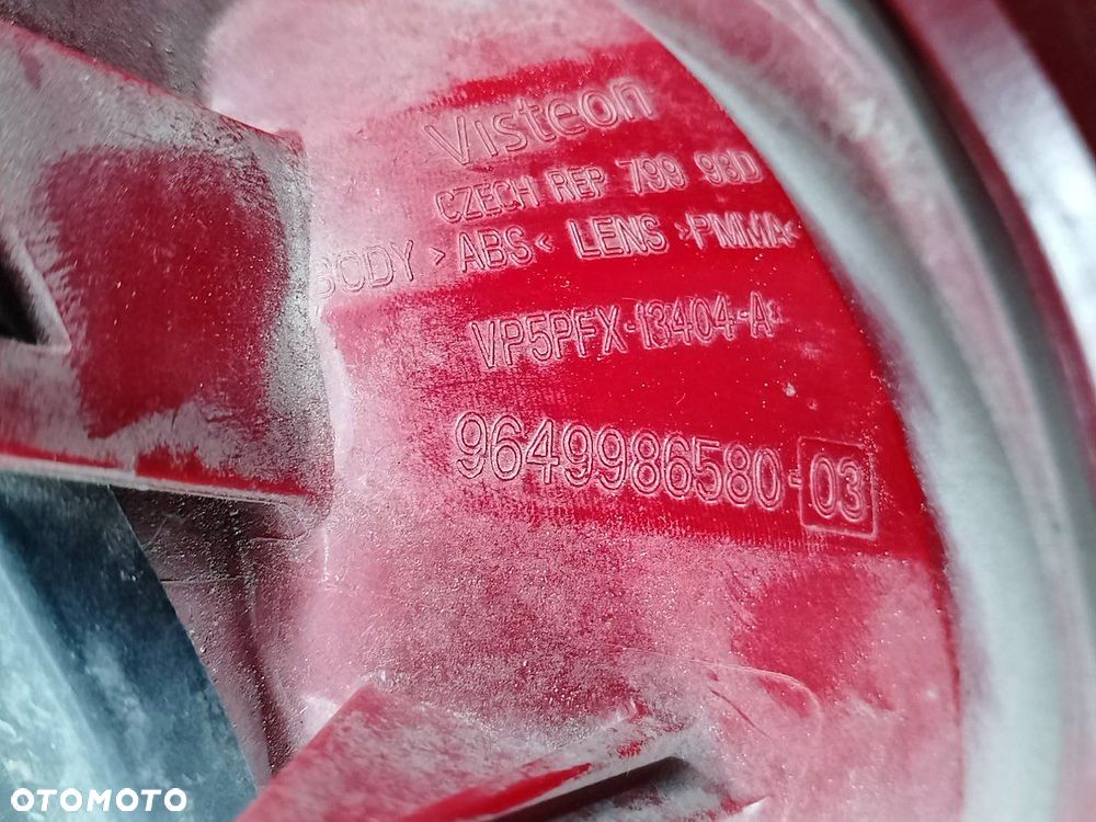LAMPA TYLNA PRAWA PEUGEOT 207 9649986580 VP5PFX-13404-A HATCHBACK - 2