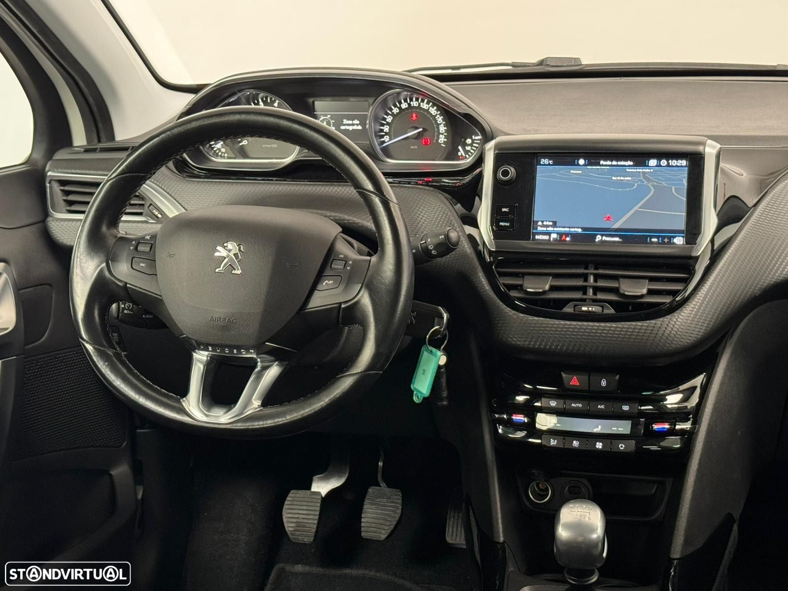 Peugeot 2008 1.2 PureTech Allure - 29