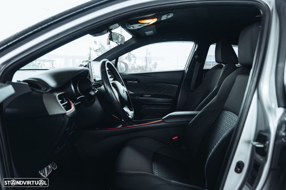 Toyota C-HR 1.8 Hybrid Comfort - 23