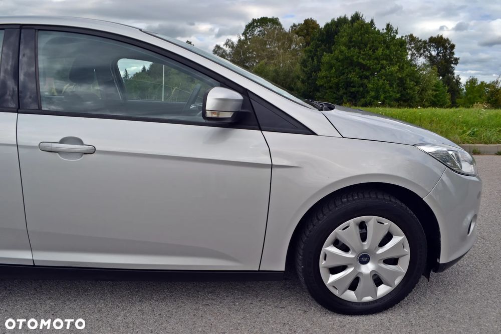 Ford Focus - 11
