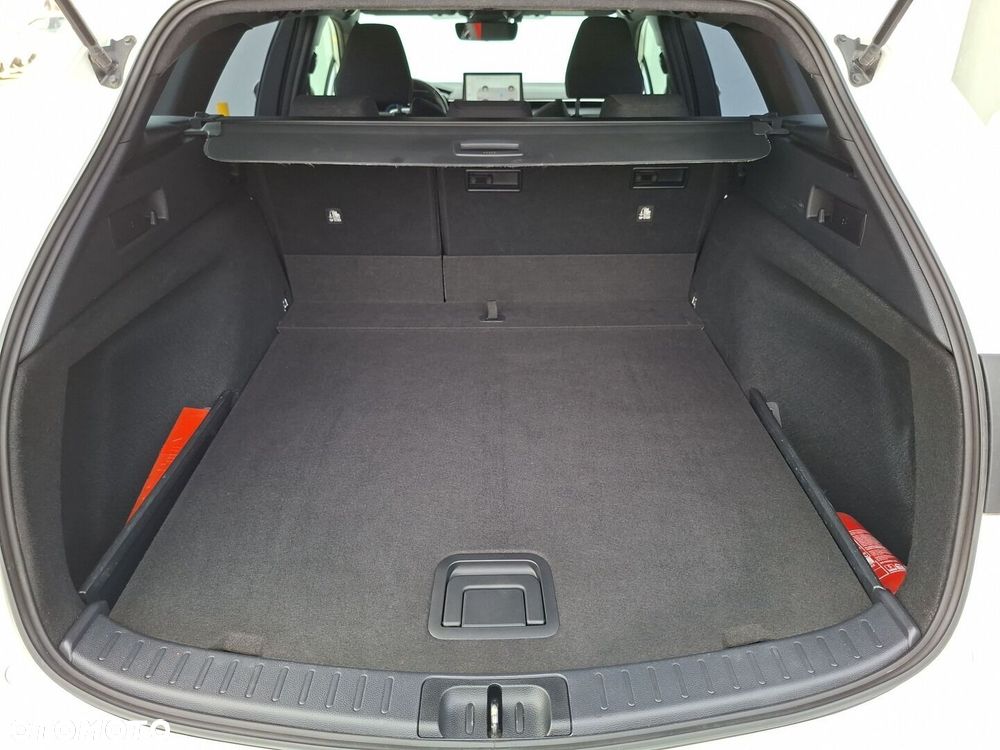 Toyota Corolla 1.8 Hybrid Comfort - 18
