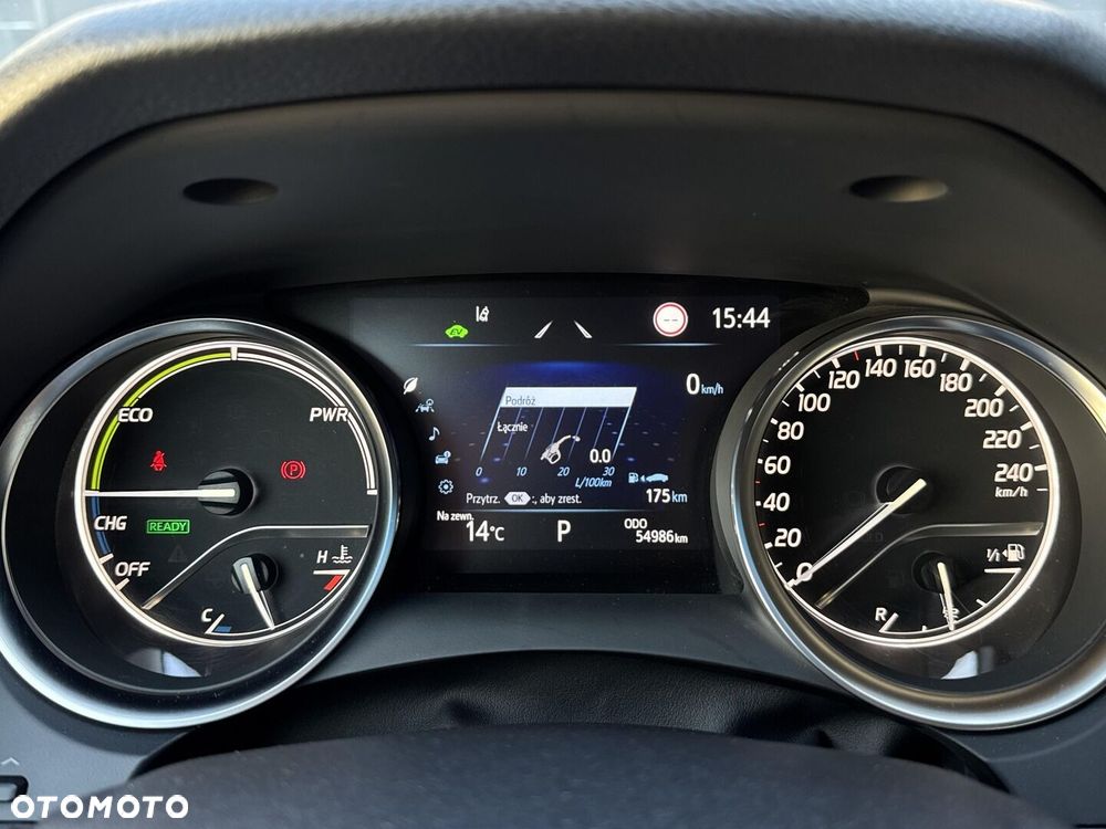 Toyota Camry 2.5 Hybrid Comfort CVT - 18