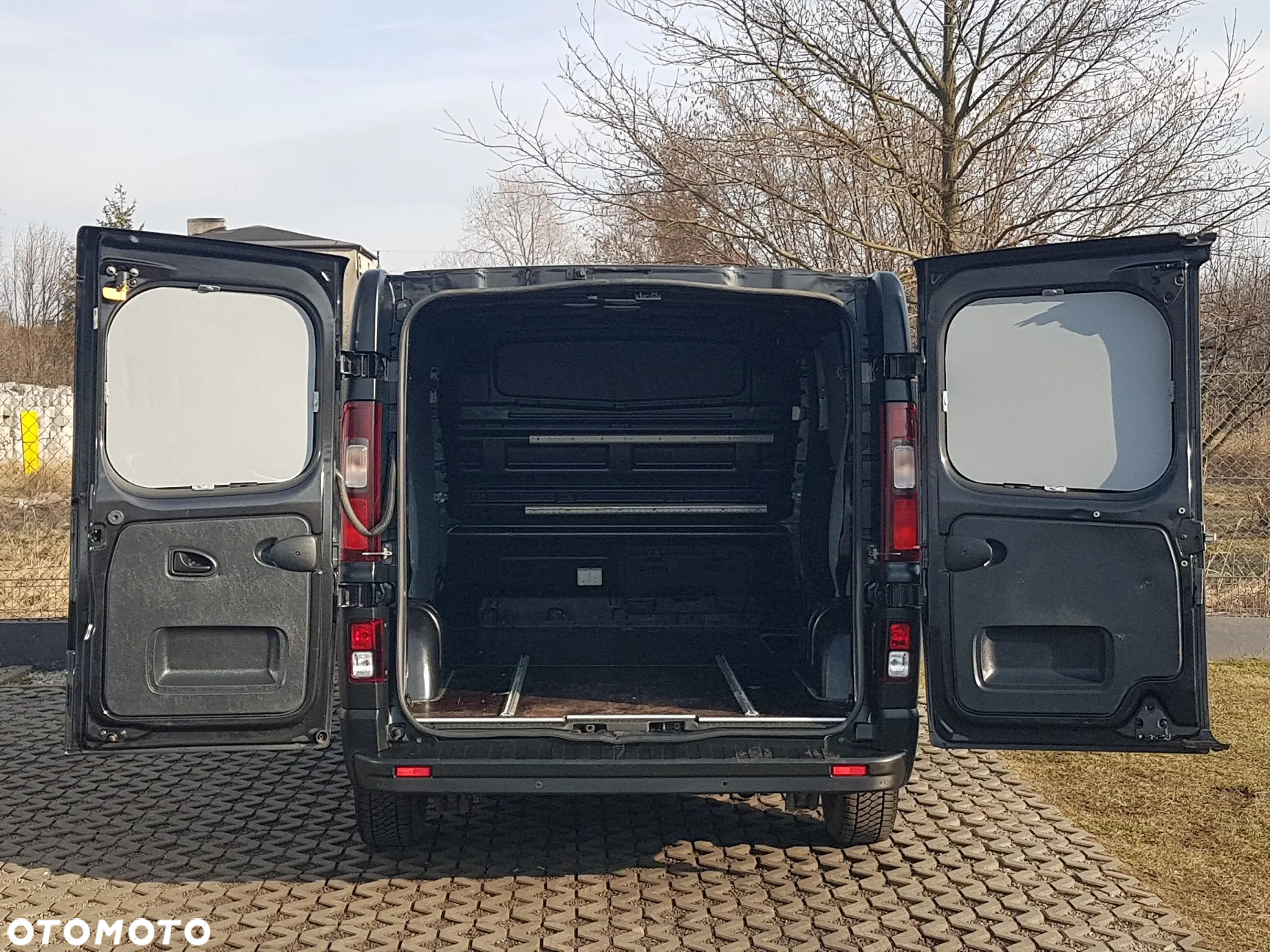Renault TRAFIC KLIMA TEMPOMAT 1,6 DCI 145 BLASZAK VAN FURGON KRAJOWY L1H1 - 5