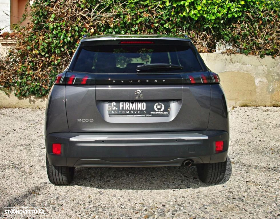 Peugeot 2008 1.2 PureTech Allure - 10