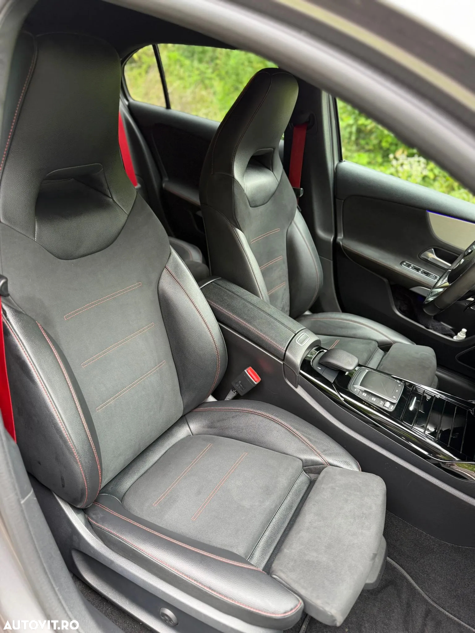 Mercedes-Benz A AMG 35 4Matic AMG Speedshift DCT 7G - 14