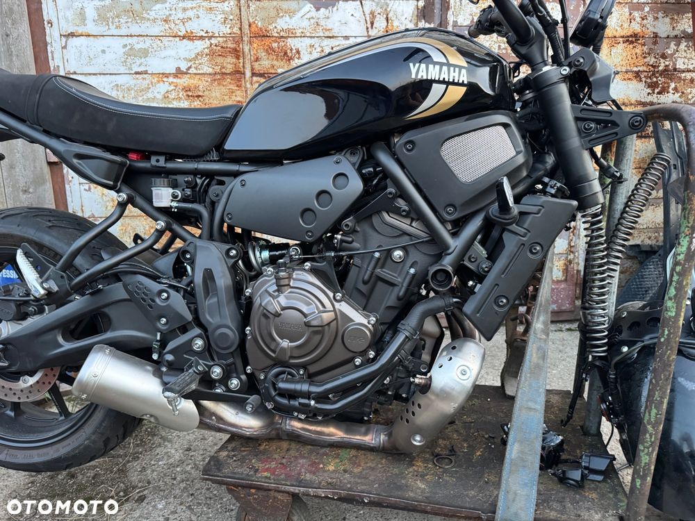 Yamaha XSR - 2