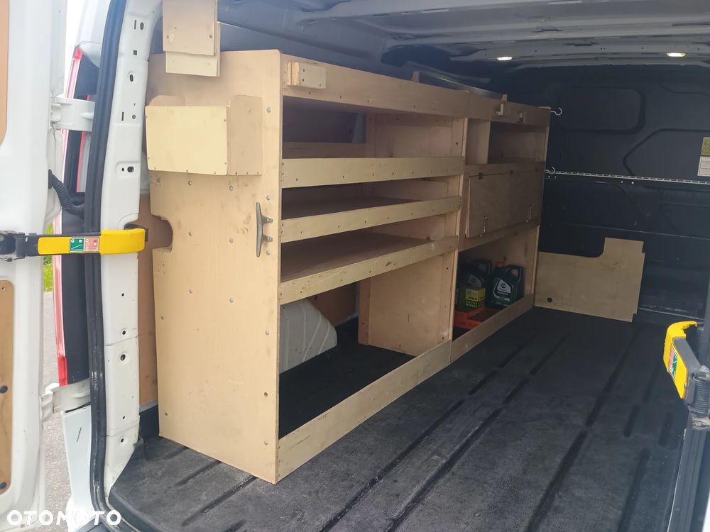 Ford Transit Custom - 13