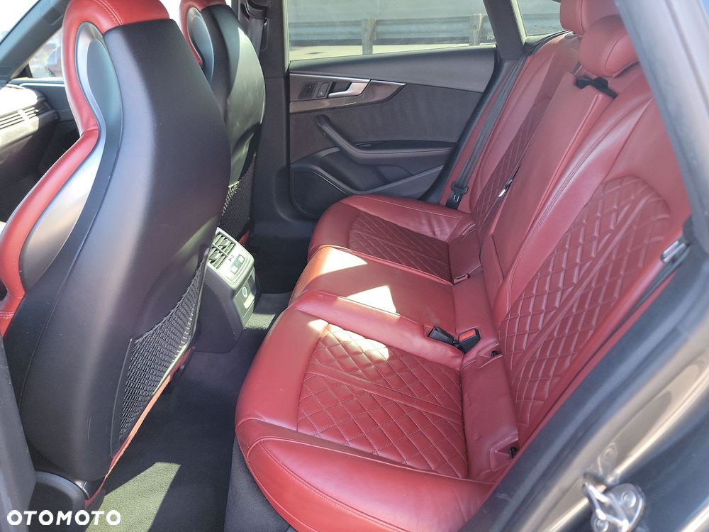 Audi RS5 Sportback - 11