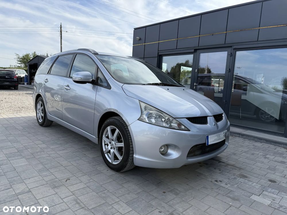 Mitsubishi Grandis 2.4 Inform - 5