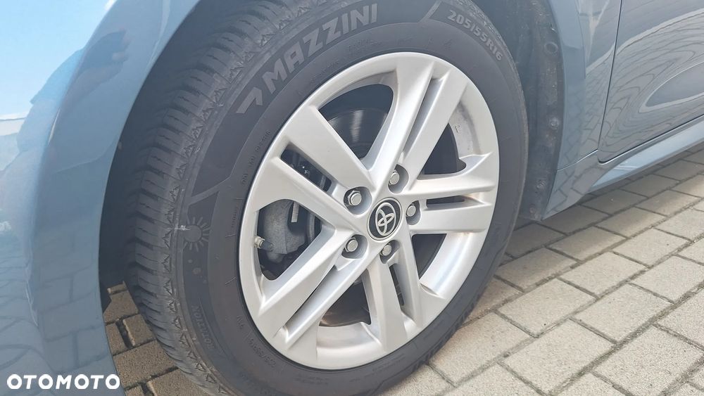 Toyota Corolla 1.8 Hybrid Comfort - 17