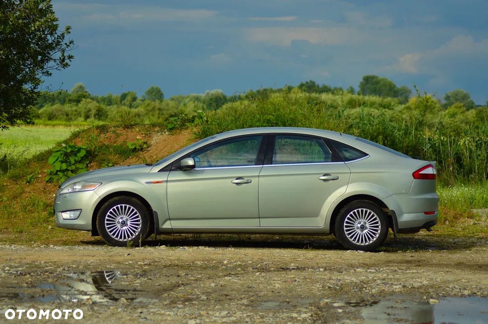 Ford Mondeo 2.0 Titanium - 2