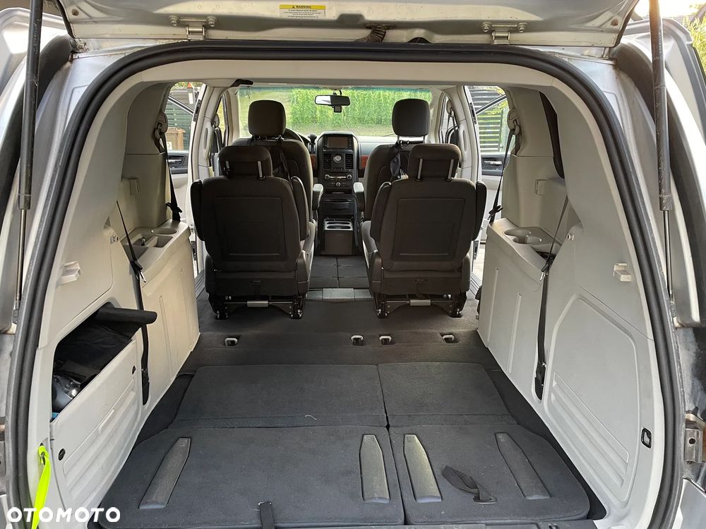 Chrysler Grand Voyager 2.8 CRD LX - 6