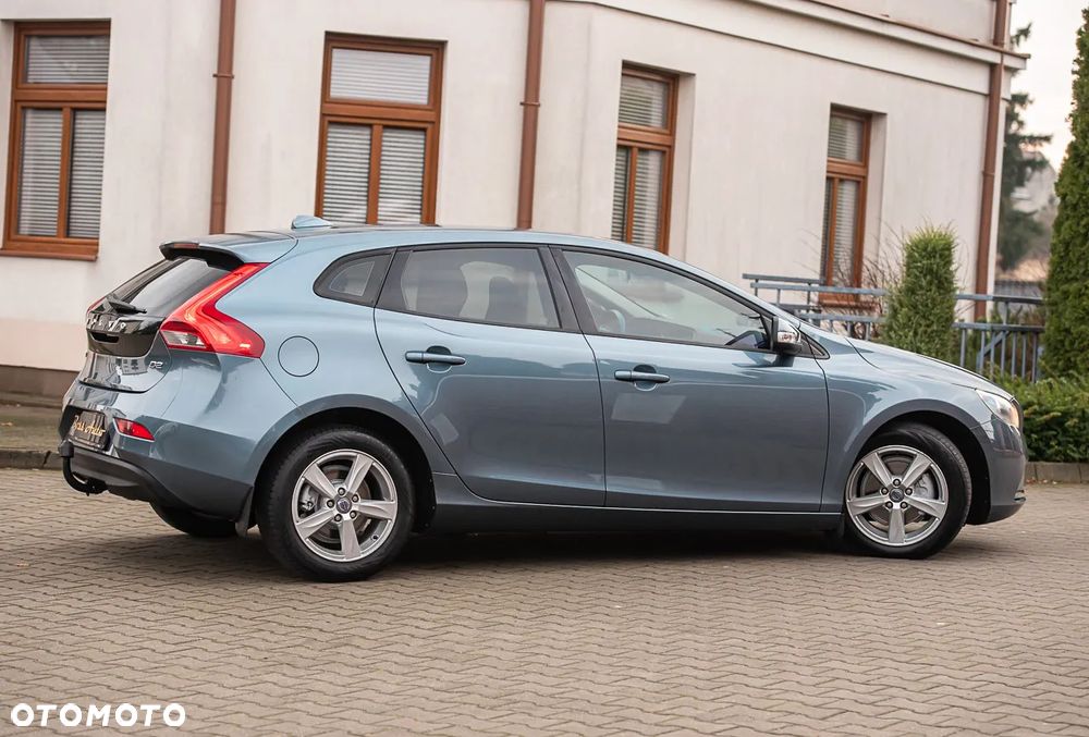 Volvo V40 D2 - 14