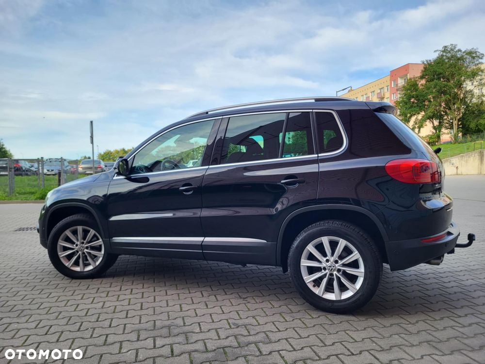 Volkswagen Tiguan 2.0 TDI DPF 4Motion BlueMotion Technology DSG Sport & Style - 23